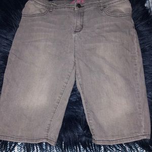 Girls Gray Bermuda Shorts